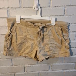 a.n.a khaki shorts